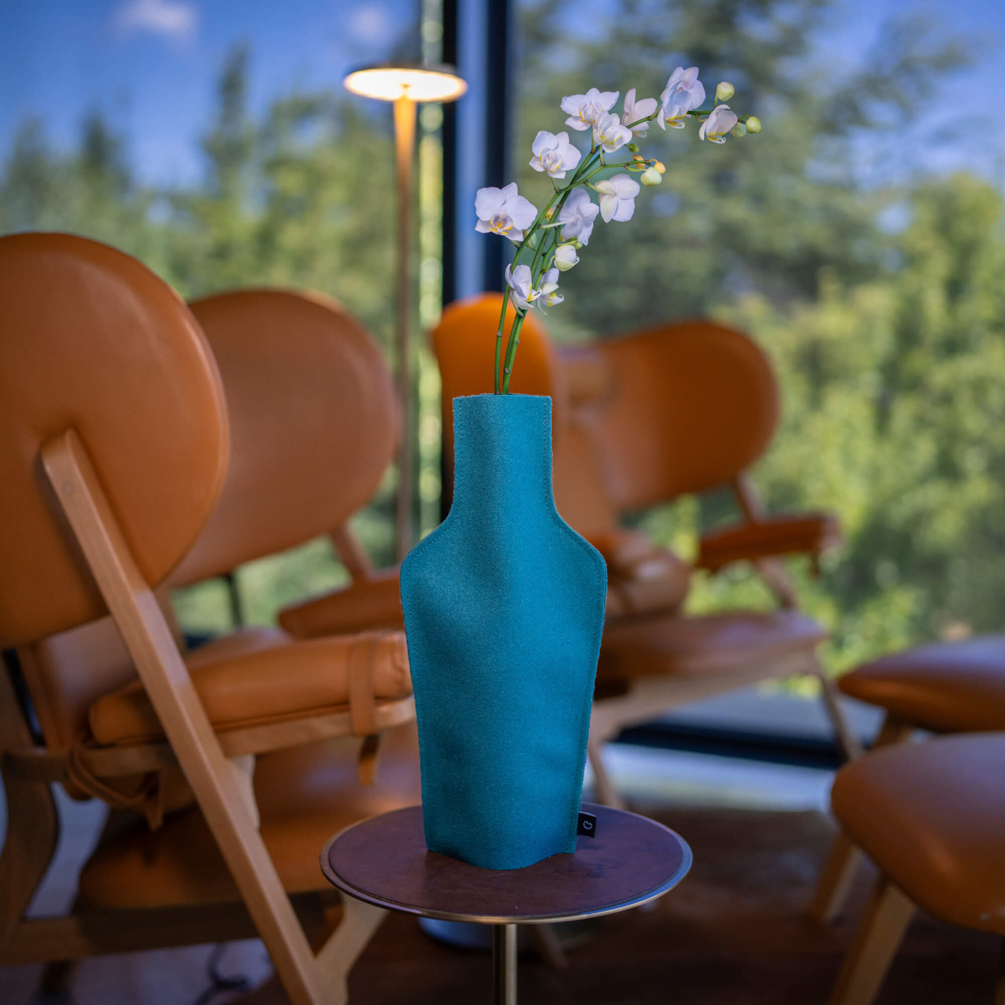 Re-Vase - Vase made of fabric for 75cl bottles, 100% wool, color Amber